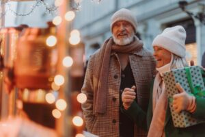 A senior couple shopping and enjoying the best getaway for Christmas in Washington State