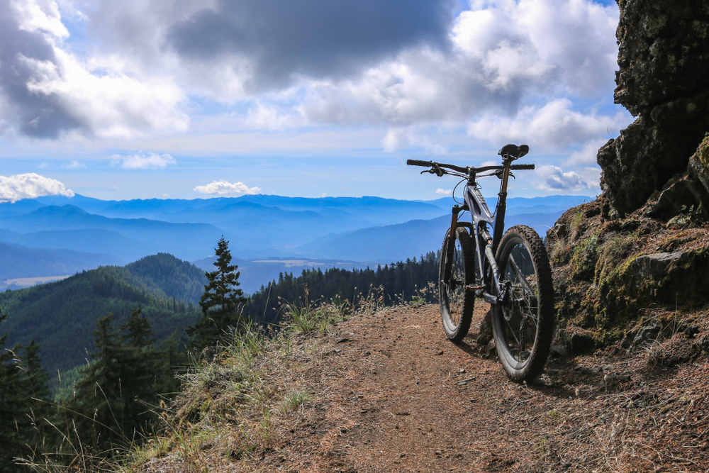 A view from the ridges and mountains while mountain biking near Hood River